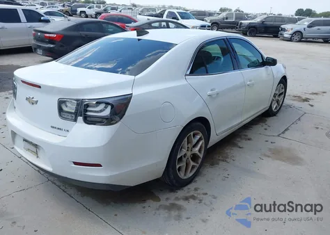 2015 Chevrolet Malibu 1Lt z USA, uszkodzony, nr VIN 1G11C5SL5FF198752